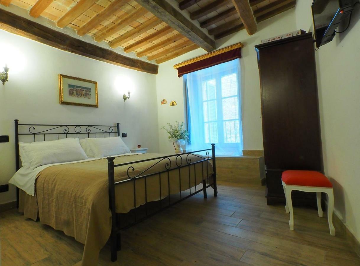Affittacamere In Centro Gubbio Exterior photo