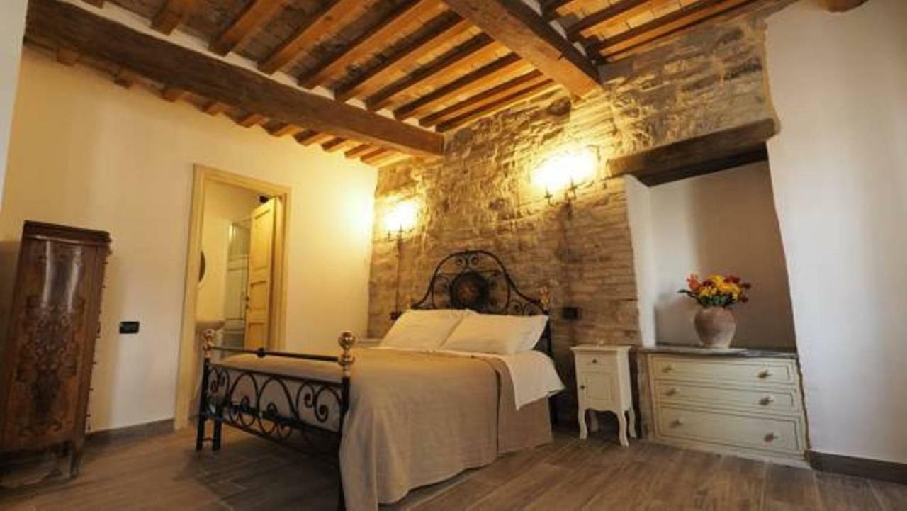 Affittacamere In Centro Gubbio Exterior photo